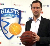 Herr Muziol (Public Relations bei den GIANTS DÜSSELDORF) Basketball in Düsseldorf
